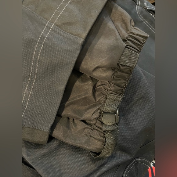 Patagonia Women’s Snow Ski Pants - Picture 7 of 8